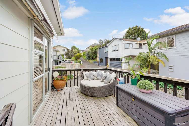 2/116 Bradbury Road Botany Downs_11