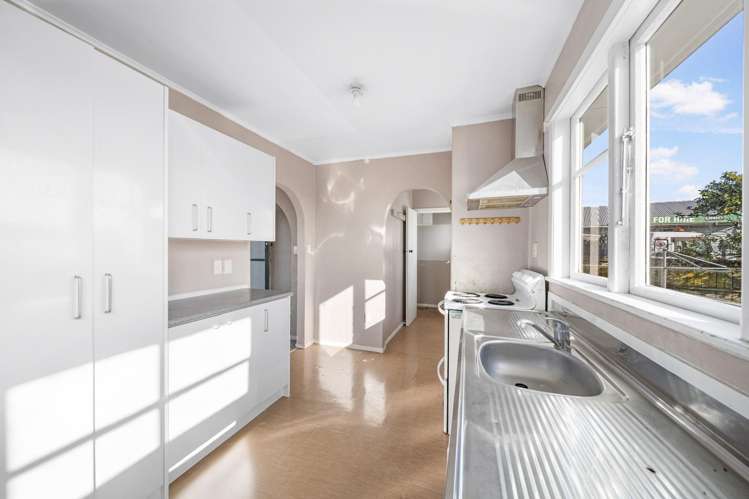 7 Williams Crescent Otara_12