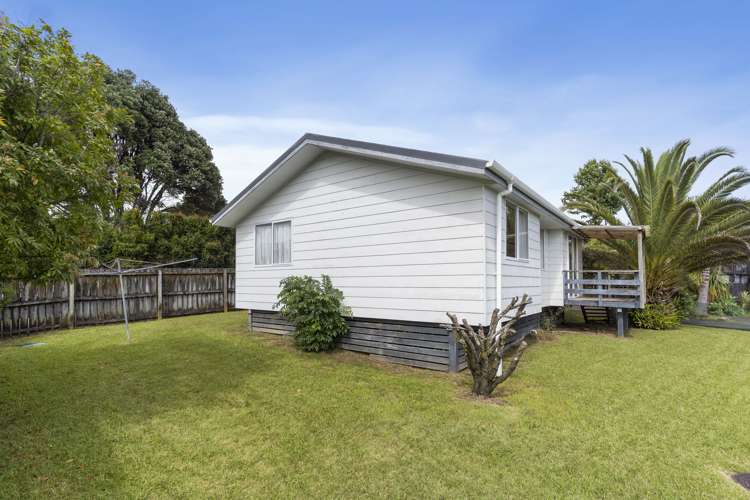 9 Taioma Crescent Te Atatu Peninsula_14