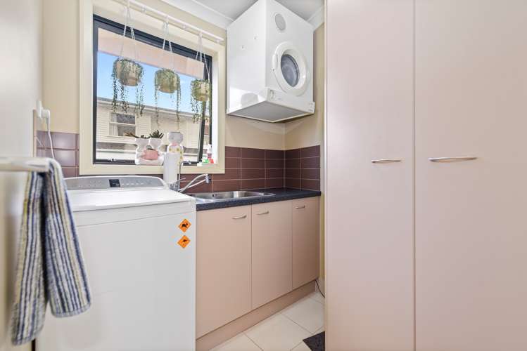 37 Pulham Crescent Queenwood_12