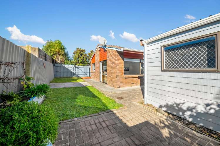 2/20 Alexander Street Papakura_10