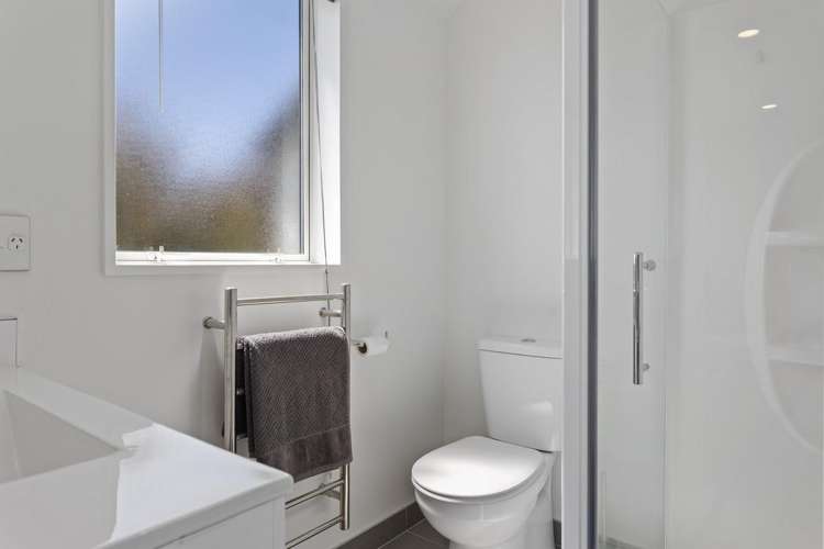 392 Manchester Street Saint Albans_12