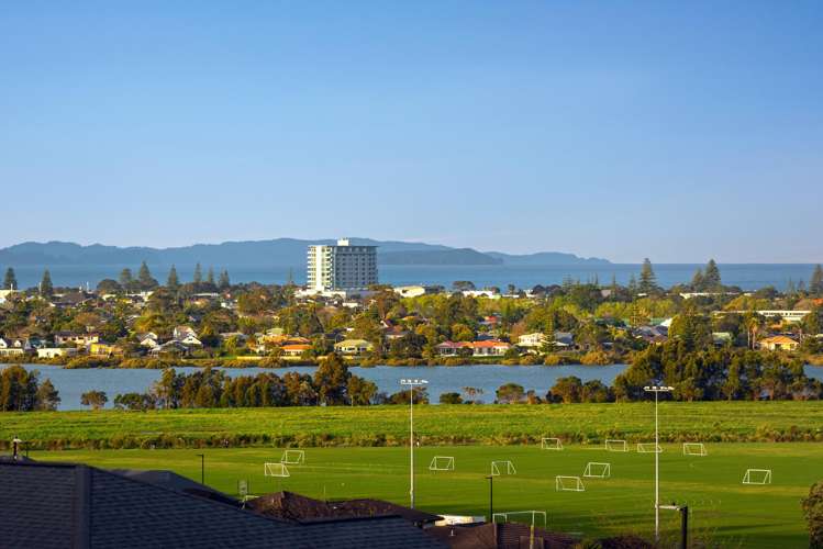 14 Copal Lane Millwater_2