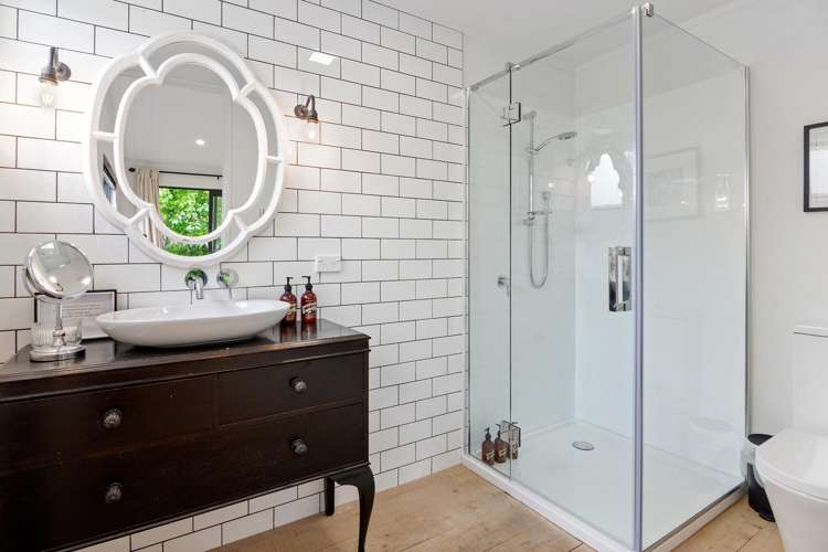 2 Laly Haddon Place Matakana_13