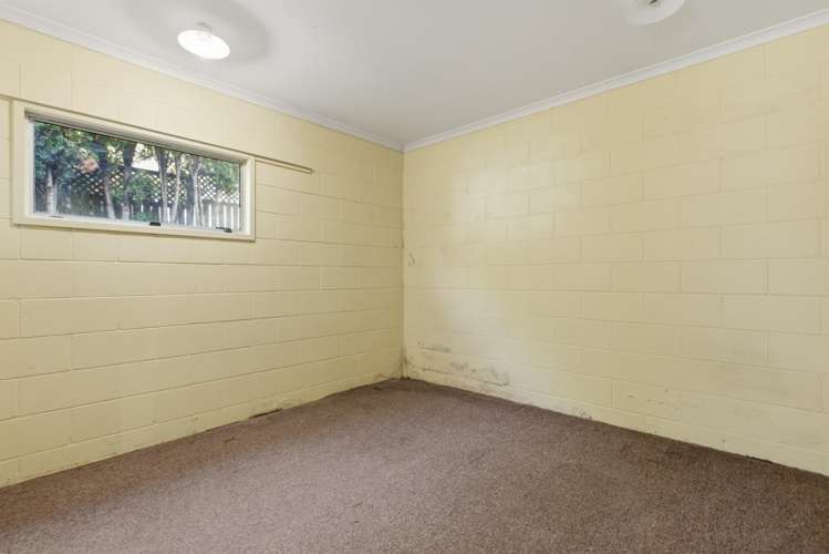 18 Olivine Street Poike_14