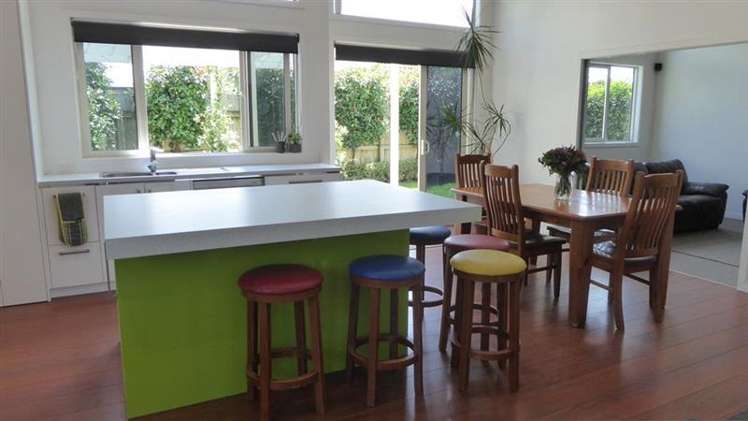 21 Anzac Avenue Onekawa_1