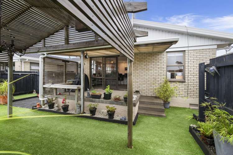 2/1a Rimu Road Mangere Bridge_18