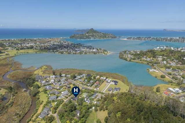 8 Laycock Road Tairua_4