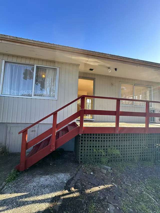 Charming 3BR Townhouse in Massey