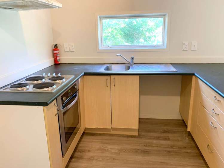 23r Hendry Avenue Hillsborough_6