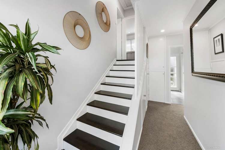 2/210a Blockhouse Bay Road Avondale_5