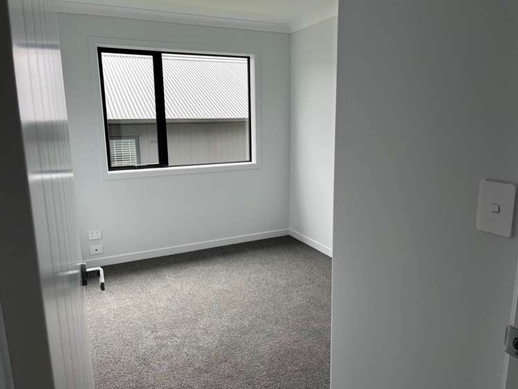 6 Whero Way Orewa_16