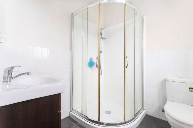 8 Savina Court Flat Bush_11