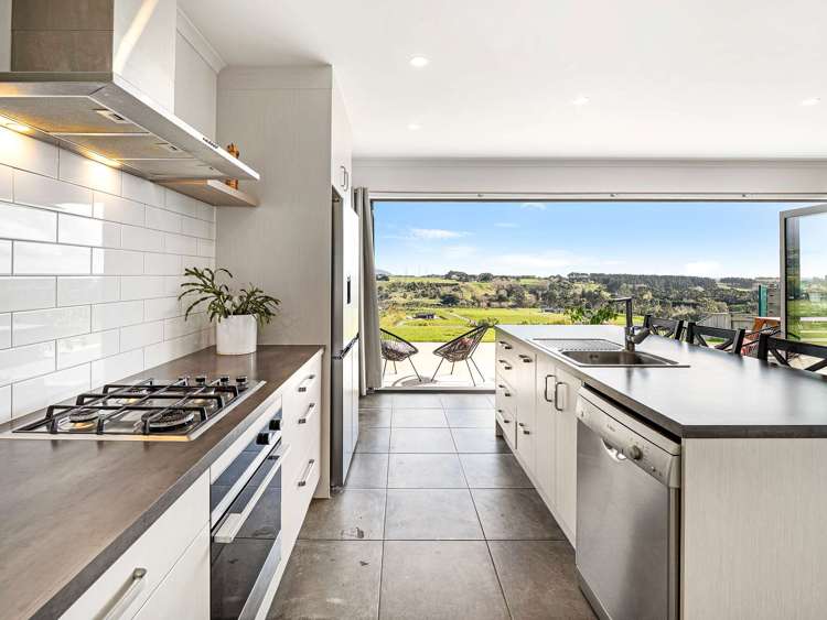 34 Varsity Heights Fitzherbert_11