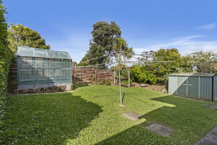 4 Jeff Place Howick_19