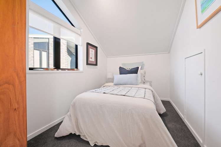 127 Macfarlane Street Hamilton East_17