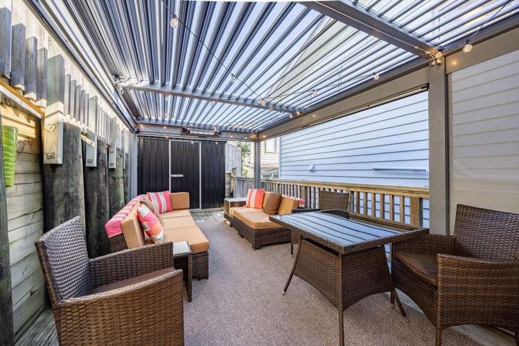 88 Kaipatiki Road Glenfield_19