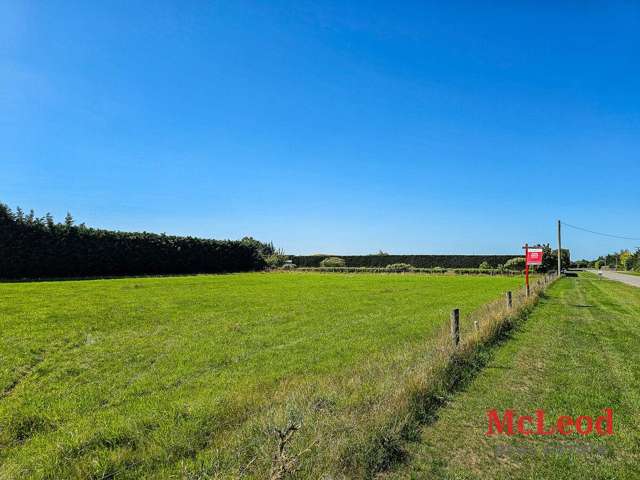 Secure Your Piece of Countryside with No Covenants!