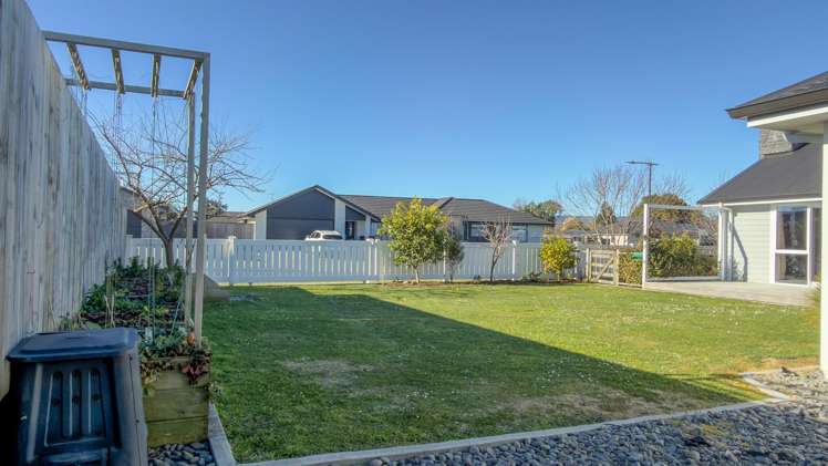 8 Peakedale Drive Matamata_36