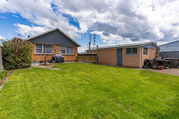 6 Springmead Place Hornby_15