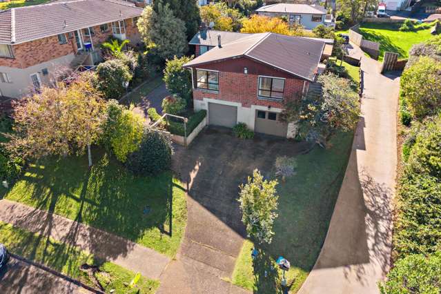 Size, Location and Opportunity all in one!