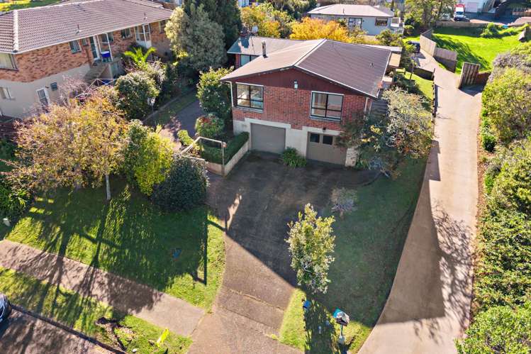 3 Riverhills Avenue Pakuranga Heights_0