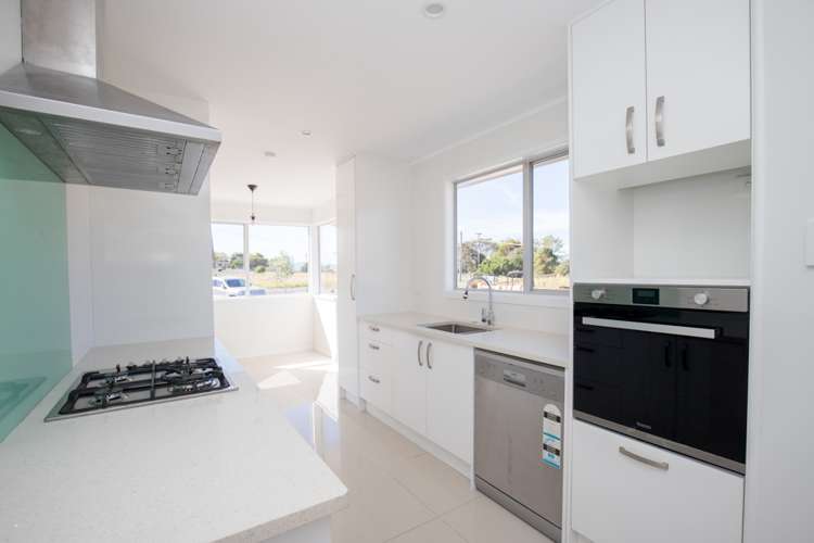 5 Thompson Road Kerepehi_3