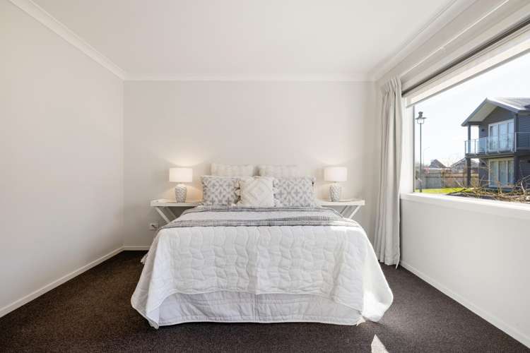 9 Tucker Close Leamington_17