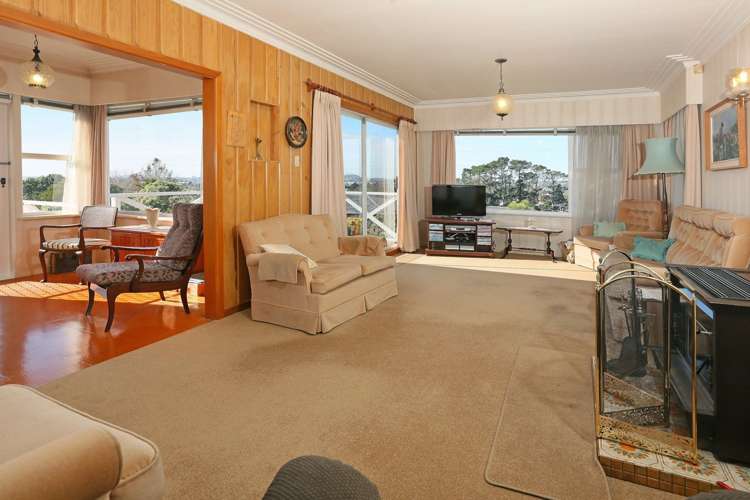 69 Tirimoana Road Te Atatu South_6