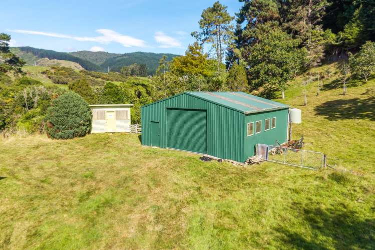 358 Kuku East Road Manakau_13