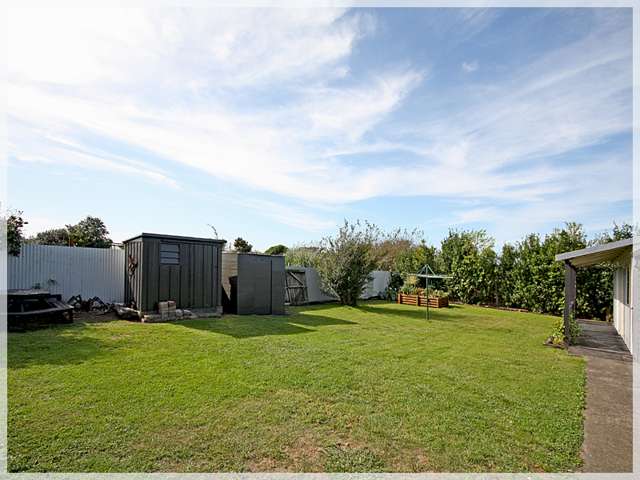 27 Nuku Street Tangimoana_3