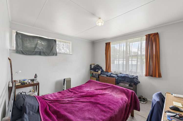 35 James Henry Crescent Huntly_13