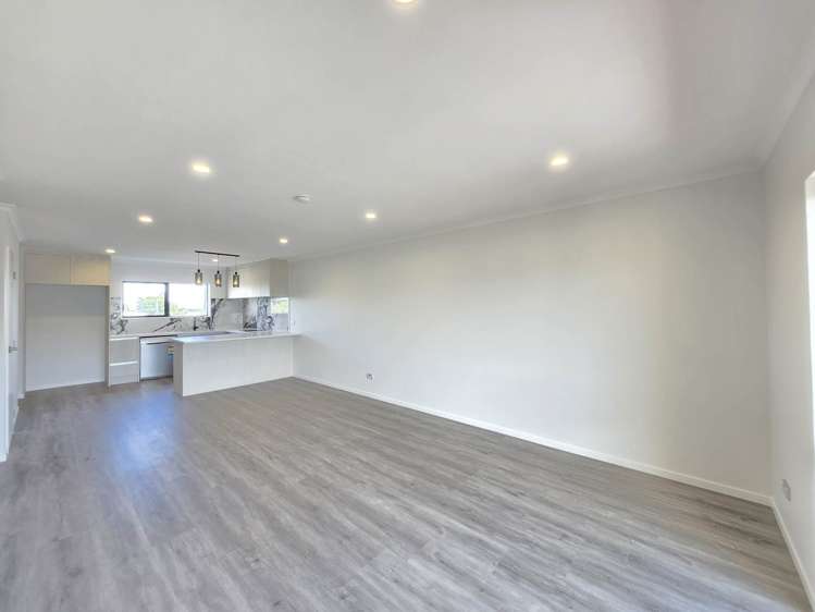 10D White Road Manurewa_2