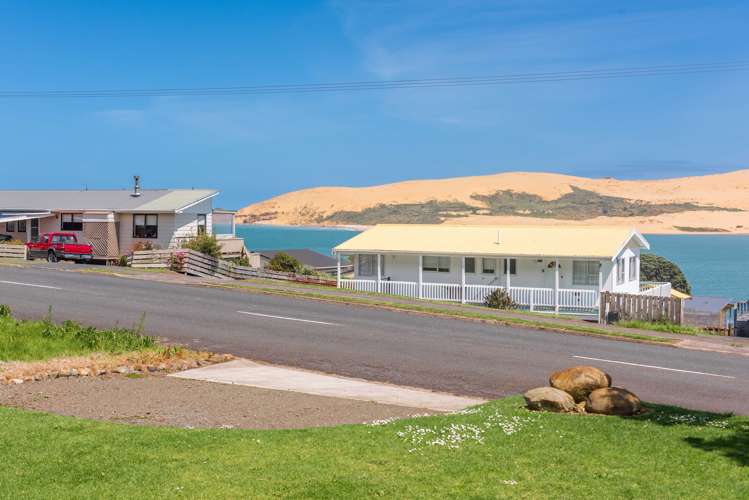 24 Fairlie Crescent Opononi_16