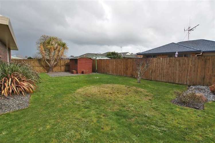 22 Farnborough Drive Nawton_14