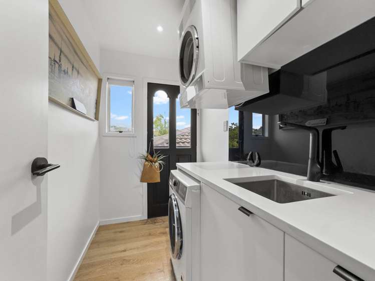 4/73b Rukutai Street Orakei_16