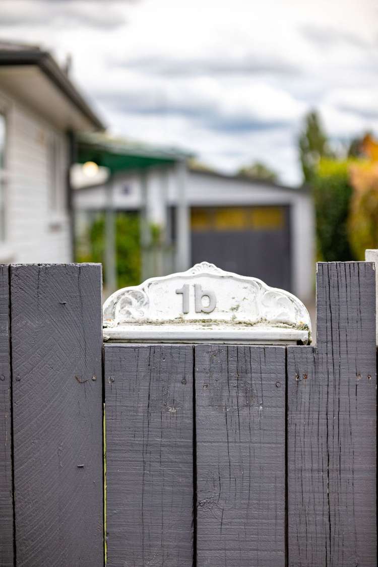 1B Tomin Road Glenview_29