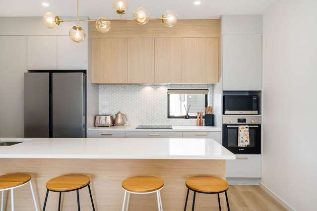 4 Papa Takaro Lane Flat Bush_4