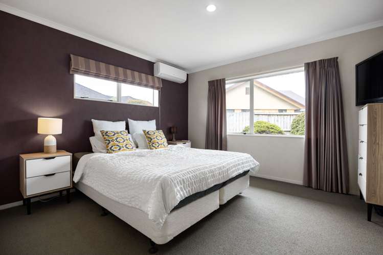 81 Wiltshire Drive Huntington_10