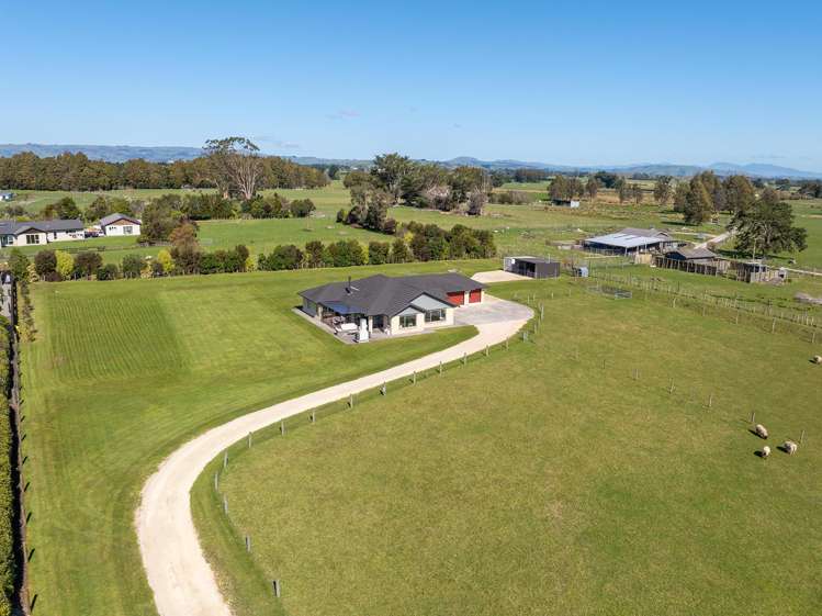 250 Hughes Line West Taratahi_22