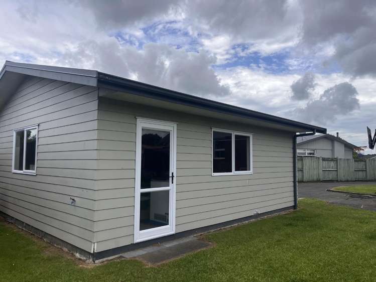 16 Pulham Crescent 10469_8