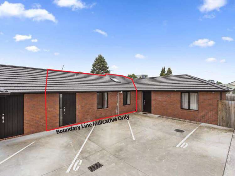 3/7 Vesty Avenue Hillcrest_13