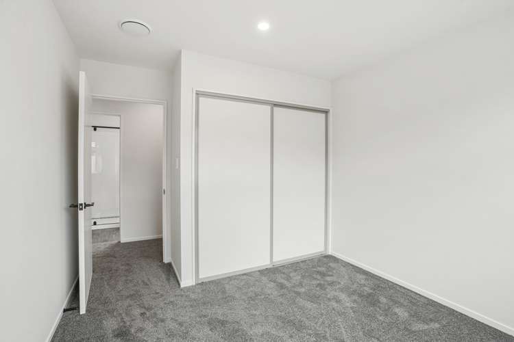 18 Brusio Drive Wigram_10