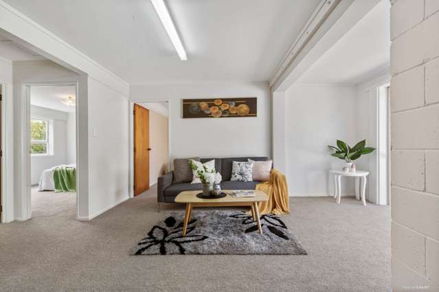 2/81 Raleigh Road Northcote_4