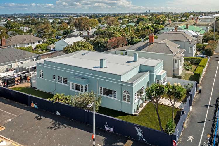 129 Victoria Road Devonport_15