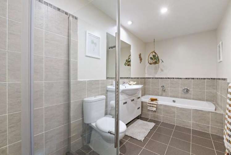 16 Burwood Terrace Gulf Harbour_11