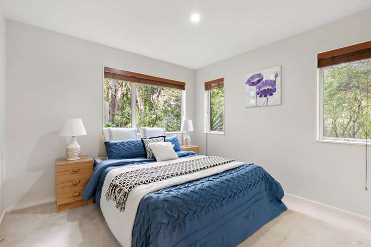 69 Oakway Drive Schnapper Rock_13