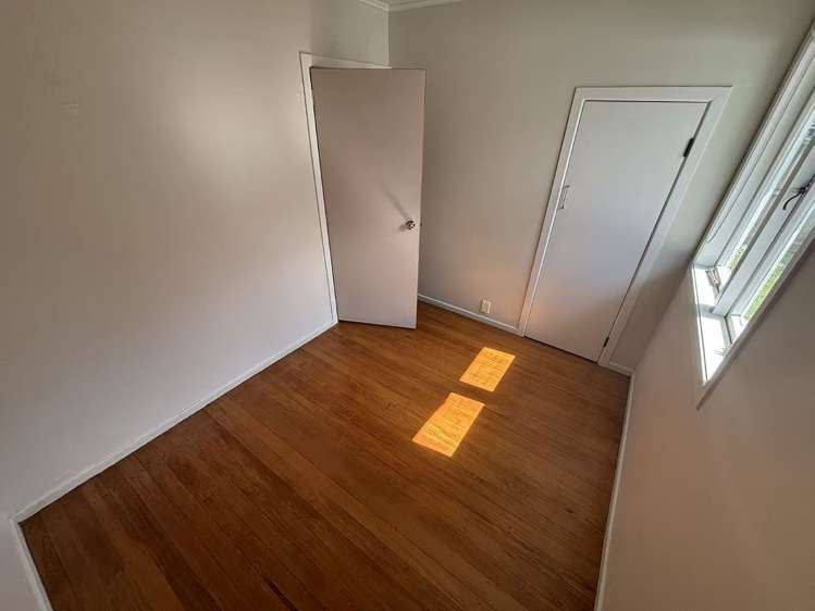 75a Kervil Avenue Te Atatu Peninsula_11