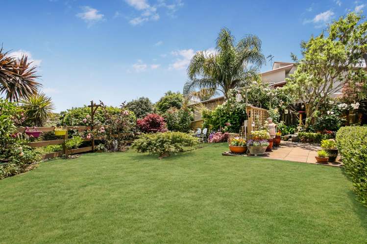 14 Stranraer Crescent Wattle Downs_16