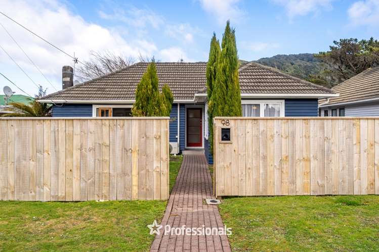 98 Wood Street Wainuiomata_23